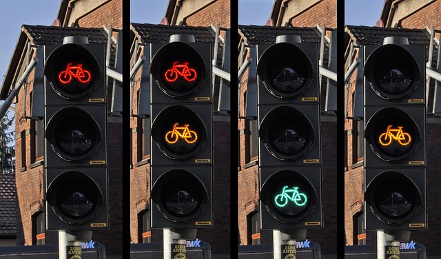 Traffic Signals: A Complete Guide on Traffic Signals